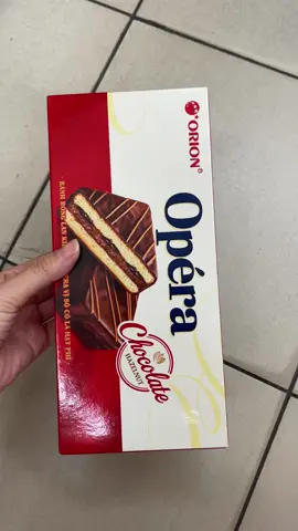 Bánh bông lan socola hạt phỉ #banhopera #orion #banhsocola 