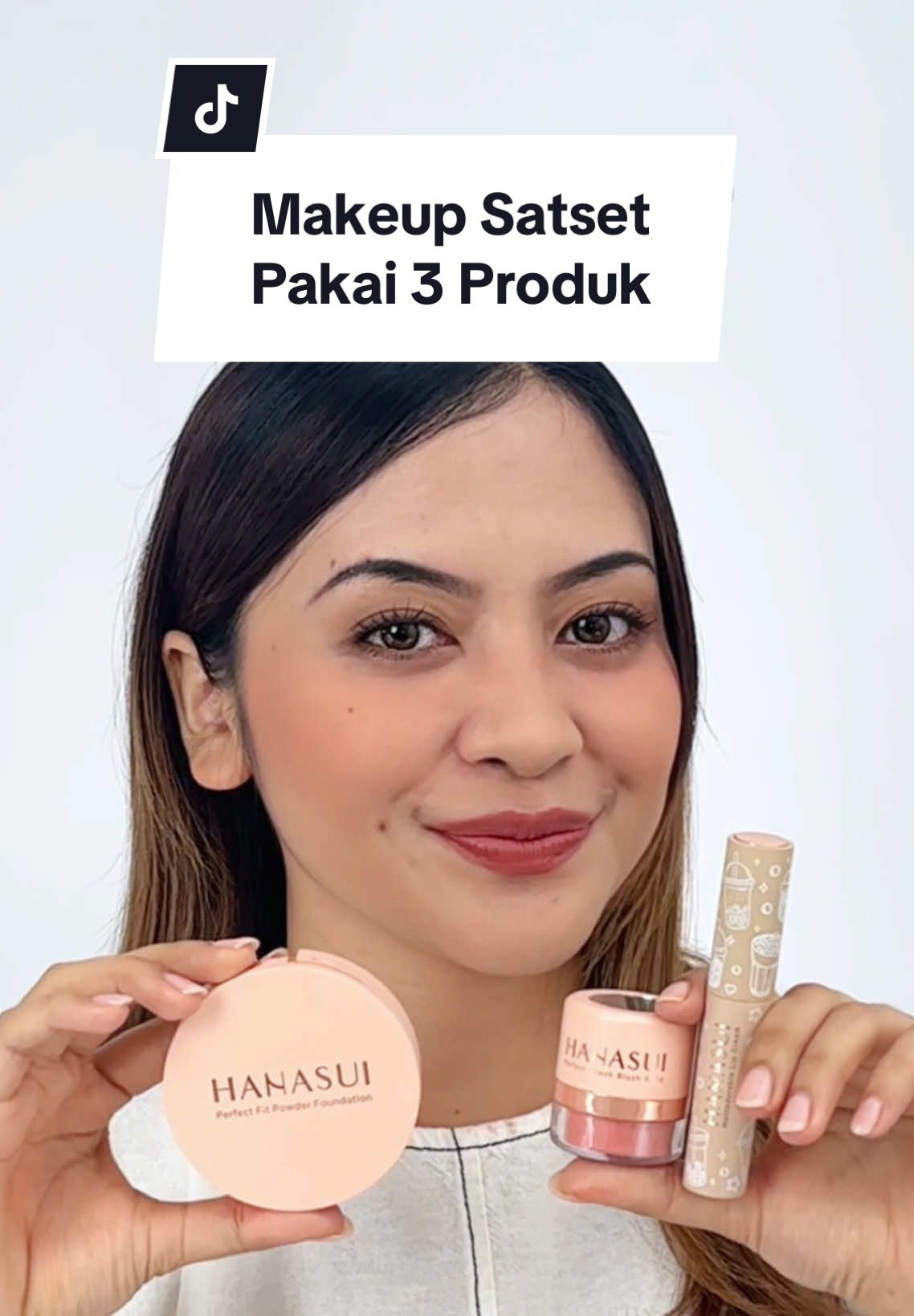 Tim makeup satset mana suaranyaa? Udah cobain Makeup pakai Timeless Beauty Set beluum? 💖✨ #Hanasui #TimelessBeautySet #PerfectFitPowderFoundation #PerfectCheekBlushandGoPowder #LipCreamBoba 