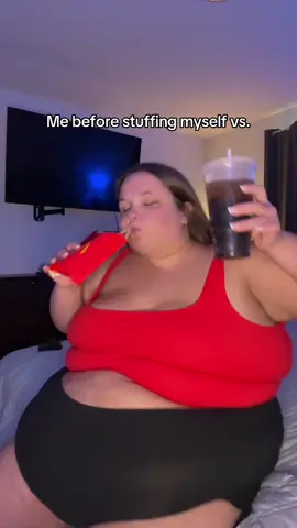 Born foodie😜 #Foodie #plussize #foodaddict #biggirl 