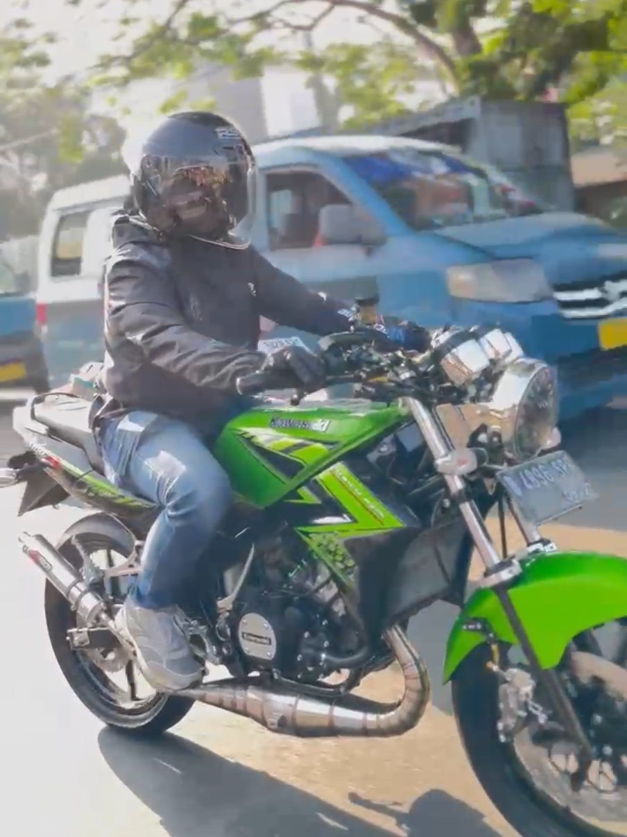 genap 10 tahun sudah🥶 #kawasaki #ninjasunmori #fyp #2tak #twostroke 