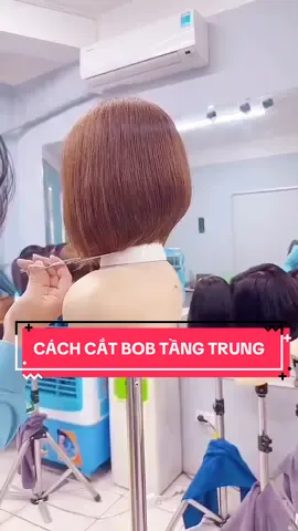 Trả lời @Lan Huỳnh Tặng bạn cách cắt kiểu Bob tầng trung. #hocnghetoc #daynghetoc #daycattoc #hoccattoc #hocvientocquocteonestar      