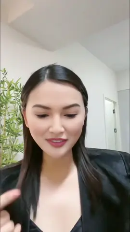 Can’t be the only one who loves a quick hair fix, right? #hairstyle #hairloss #hairtopper #hairbeauty #victorytopper 