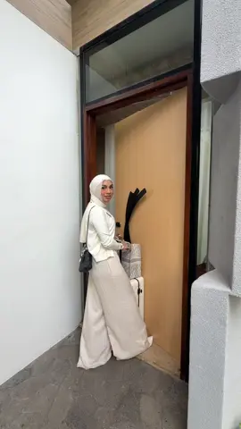 aesthetic to chaotic..