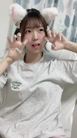 眠すぎるにゃ( ΦωΦ ) #ねこみみ #猫耳カチューシャ #今月もよろしく 