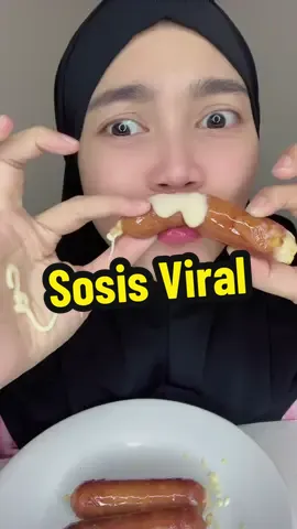 Enak bgt woyy sosis keju moncrotnya 😍😍😍 #sosisviral #sosiskeju #sosiskejulumer #miasso #sausage 