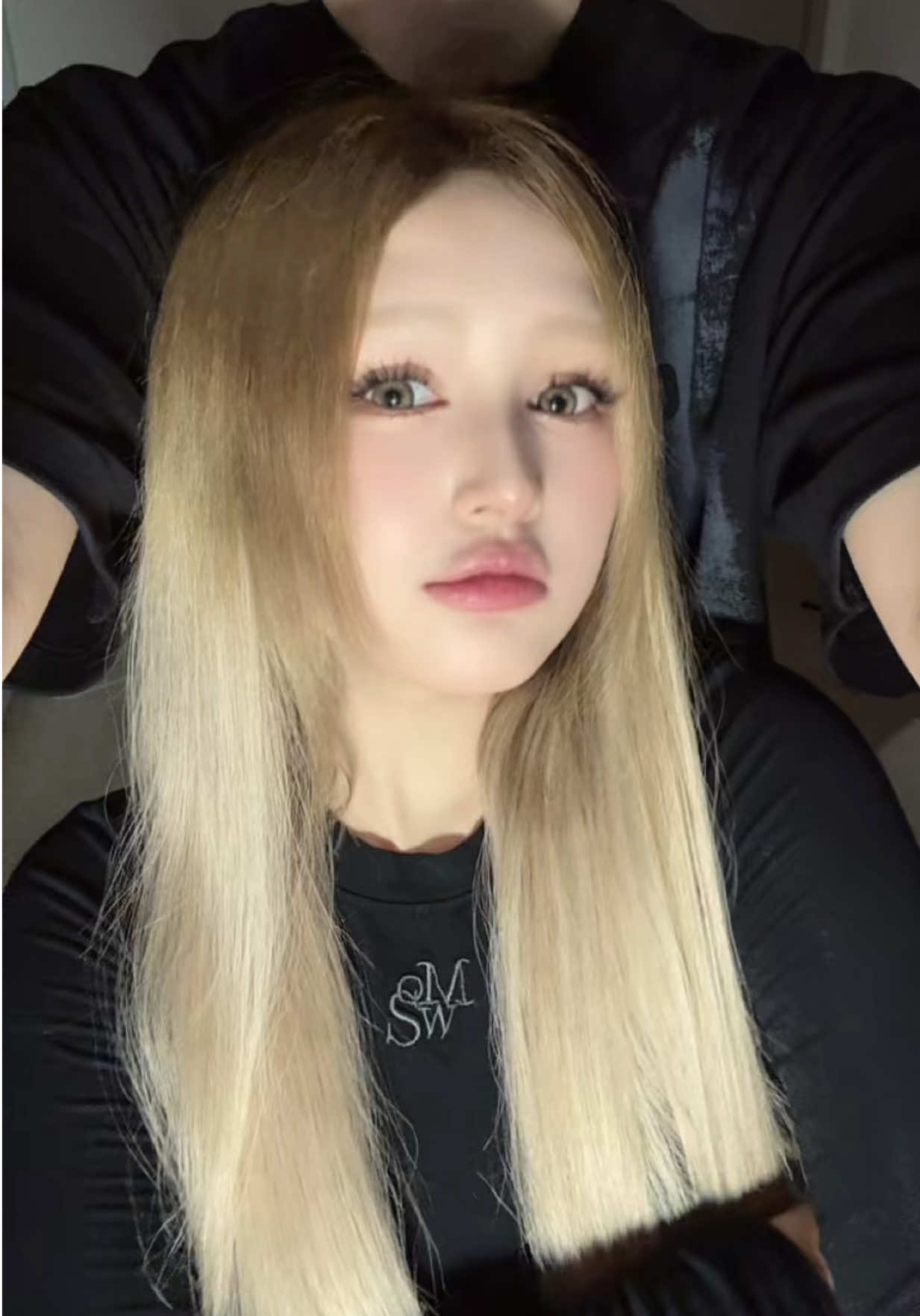 Top 1 couple luôn đu trend trễ🤣  @Gil Lê Official  #gillexoainon #xoainon #gille 