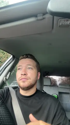 Когда скучно за рулём на работе😂