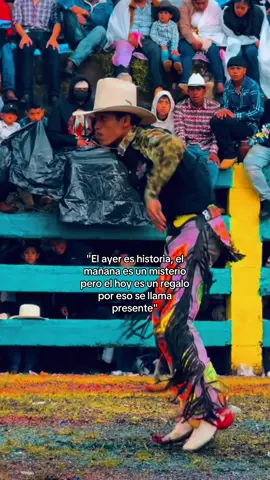 LA PURA UVA MAMI ÑEEE🍇#CapCut #jaripeo_ranchero #jaripeosinfronteras #jaripeomexicano #jaripeoextremo @tuzita_desanje7 