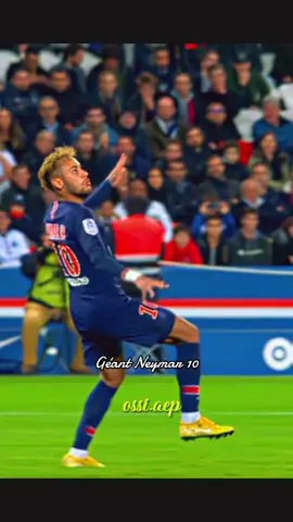 Parti: 44💗 incomparable Neymar JR👽🥰#neymarjr10 #neymar #footballlover #fansbarca💙❤️ #footballskills 