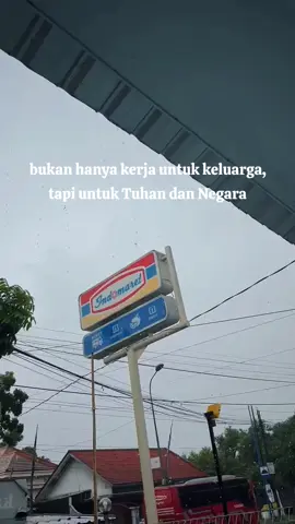 ✨ MBG bukan sekadar kerja, tapi ibadah untuk keluarga, bakti untuk Tuhan, dan pengabdian untuk negara. 🇮🇩❤️ #MBG #MakanBergizi #UntukKeluarga #UntukTuhan #UntukNegara 