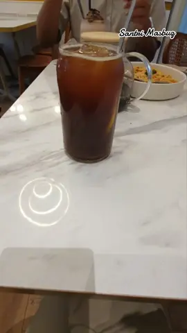 minum es #kopi dulu #sobatmasbuqers , segerrrrr tenan #santrimasbuq di Dapur Mama cafe & resto jln singosari 2, pleburan semarang #cafesemarang 