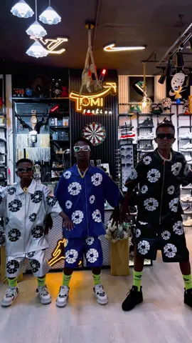 Happy New Year #tomifashion  #outfitinspo #trendingvideo 