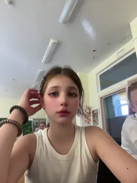 я не слышу звук,урок идет