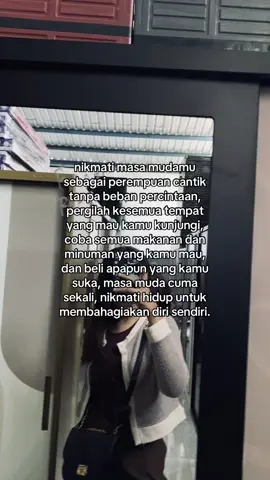 dimasa muda ini,aku memilih untuk tidak ingin mengenal cinta lagi#xybca 
