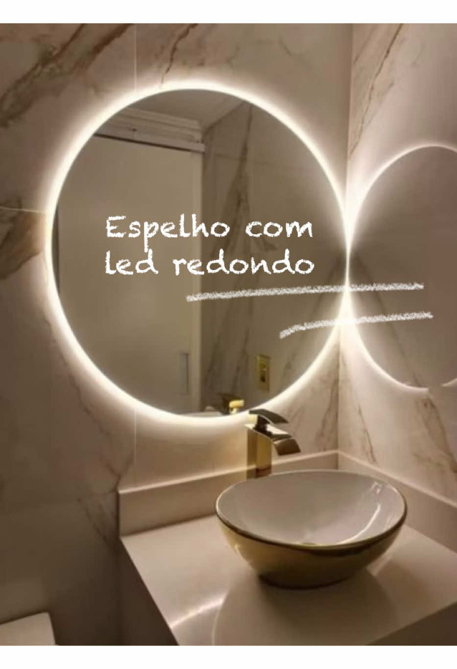 Espelho com LED é tendência e a gente pode provar! 😉 Ele não é só um espelho, é um item de decoração que faz toda a diferença. Sem fio, você pode criar uma iluminação incrível em qualquer parede da casa. Qual cor você prefere: amarelo ou branco? #espelholed #dicas_utilidades #designinteriores #decoração #arquitetura 