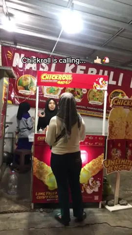 chickroll is calling 😋😋 jangan sampai nyesel ga nyobain ‼️‼️ #fyp #kulinerlampung #jajananviral #chickrolllampung #masukberanda 