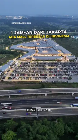 OUTLET MALL TERBESAR DI INDONESIA🔥 Healing 1 Jam-an dari Jakarta gak usah jauh jauh bisa dateng ke The Grand Outlet Karawang, selain diskon setiap hari up to 80% dapat cashback lagi Rp 350.000 setiap hari. Bisa jadi moment liburan jalan jalan bareng teman, sahabat atau family time yang beda karena vibes tempatnya gak ada di tempat lain. Langsung aja tag & share lokasinya✨ 📍@thegrandoutlet Indonesia First International Luxury Outlet Exit Tol Karawang Barat KM 47 ⏱️ 10:00 - 22:00 📌Lagi ada Grand Lucky juga minimal belanja Rp 300.000 dapat undian mobil Mitsubishi Destinator Ultimate🔥 #GrandOutletKarawang #TheGrandOutlet #TheGrandOutletJkt #GrandOutletKarawang #GrandOutletJakarta                        
