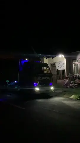 Jam malam potato race 😜#foryoupage #setorytruck #fyppppppppppppppppppppppp #trukgenk🤟 #kolbalap 