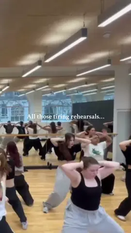 Only fun and love here 💜  #kcldancesoc #kclfusion #london #dancer #dancecompetition #explore #foryou #universitydance #danceteam #kingscollegelondon #dancechoreography 