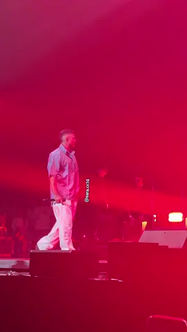 La sevillana- Omar Montes Concierto movistar Arena de Madrid.  @Omarmontes  #movistararena #concierto #omarmontes #10septiembre 