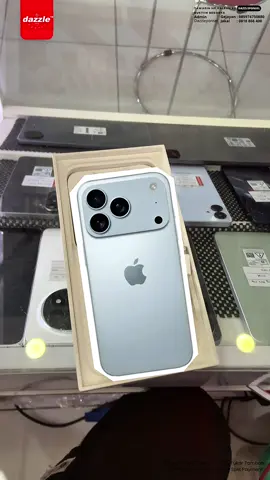 🚀 iPhone 17 Pro AKHIRNYA HADIR! Upgrade paling Pro tahun ini: ✨ Desain unibody + Ceramic Shield 2 📱 Layar OLED 120Hz, super terang 📸 Semua kamera 48MP + zoom optik 8x ⚡ Chip A19 Pro, makin kenceng 🔋 Baterai lebih awet, tahan seharian! Jadi… worth upgrade nggak menurut kamu? 💬 Tulis pendapatmu di kolom komentar 👇 📲 Ready Stok kapan kapan di DAZZLE PONSEL 📍 Gejayan & Jakal 📞 Admin Gejayan: 0857-4075-0880 📞 Admin Jakal: 0818-866-400 #iphone17pro #promodazzle #superdazzlegejayan 
