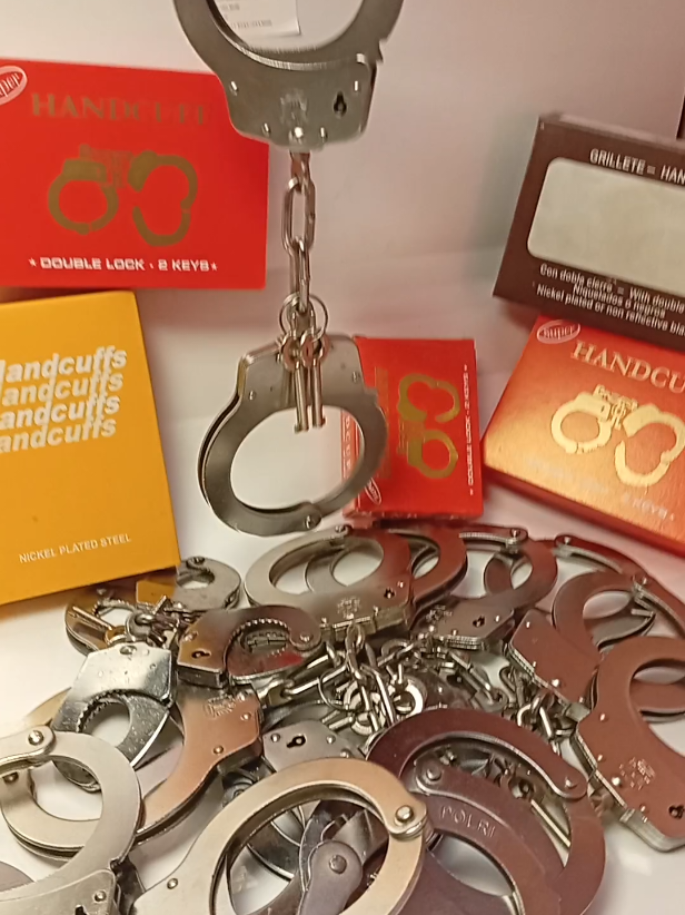 #cuantanpabatas #satpamindonesia #wibuindonesia #belilokal #promoguncang99 #wibgajian #wibbelanja #satpam 