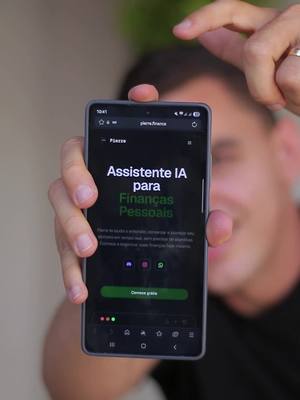 Veja seus gastos em tempo real e organize seu dinheiro de um jeito simples, rápido e inteligente