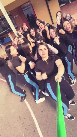 no apto para envidiosas jajaja#sinenvidias #paratii #colegio #viralvideotiktok 