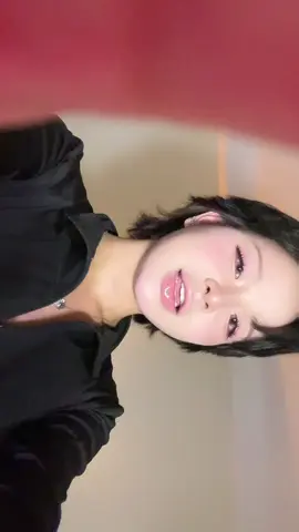 Giống ai nhìn cái biết liền 🥹