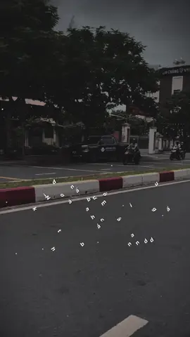 Sài gòn xa hoa mẹ ơi… #nhachaymoingay #buon #buon_tam_trang #nhactamtrang #nhacnaychillphet 