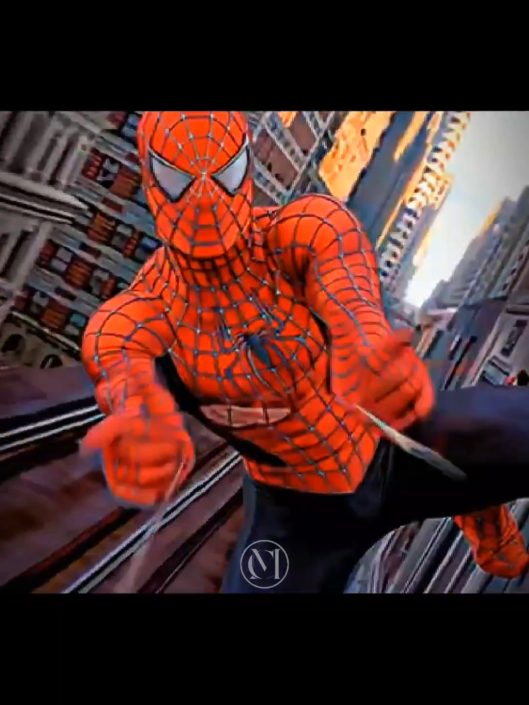 Essa cena segurando o trem é a melhor!   O homem aranha mais forte dos 3. #homemaranha #peterparker #tobeymaguire #pravoce #cenasmarcantes 