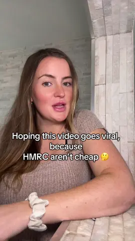 Here for the normal people, funding normal lives ❤️🙌🏼 . . #tiktokmademebuyit #viralfashion #summervibes #shopsmallbusiness #fashion 