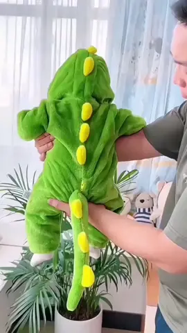 🦖 Rawr-some cuteness alert! Dress your little one in this cozy dinosaur romper soft, playful & perfect for photos, playtime, or cozy naps. A must-have for baby boys & girls who love to stomp in style! 💚✨ #DinoRomper #BabyCostume #CuteBabyClothes #ToddlerStyle #MGKandCo