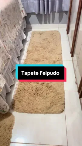 TÁ NA PROMOÇÃO!  Tapete felpudo com várias cores disponíveis. #flypシ #fly #viral #tapete #quarto 
