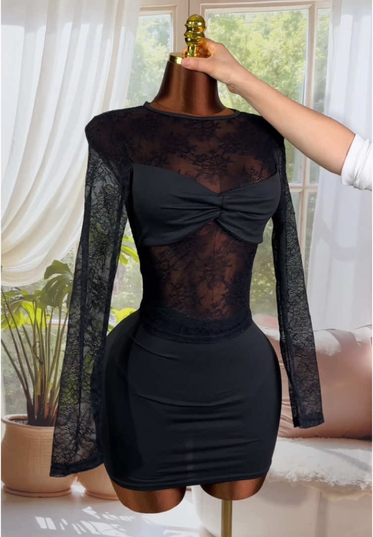 Women's Floral Lace Top & Skirt Two - piece Set, Y2k Fashion Casual Top & Bodycon Skirt for Daily Outdoor Wear, Ladies Clothes for Summer, Fall outfit #TikTokShopRestock #spotlightfinds #OOTD #fashion 