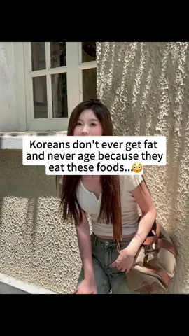 My friends thought I got work done on my face thanks to these Korean beauty tips..
#beautytips #skincaretips #beauty #glowuptips #koreanbeauty #kbeauty #skincare #creatorsearchinsights