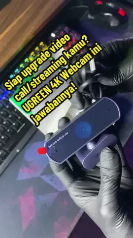 UGREEN 4K Webcam — gambar ultra HD & suara jernih dalam satu gadget! Autofocus PDAF menjaga kamu selalu tajam, fitur dual mic mengurangi noise, dan privacy cover buat keamanan ekstra. Cocok untuk kerja remote, meeting online, streaming, bahkan buat content creator pemula. Udah TC-in webcammu yang lama?! #UGREEN4KWebcam #WebcamHD #StreamingGear #VideoCallUpgrade #DeskSetup     