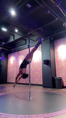 #poledance #paris #fyp