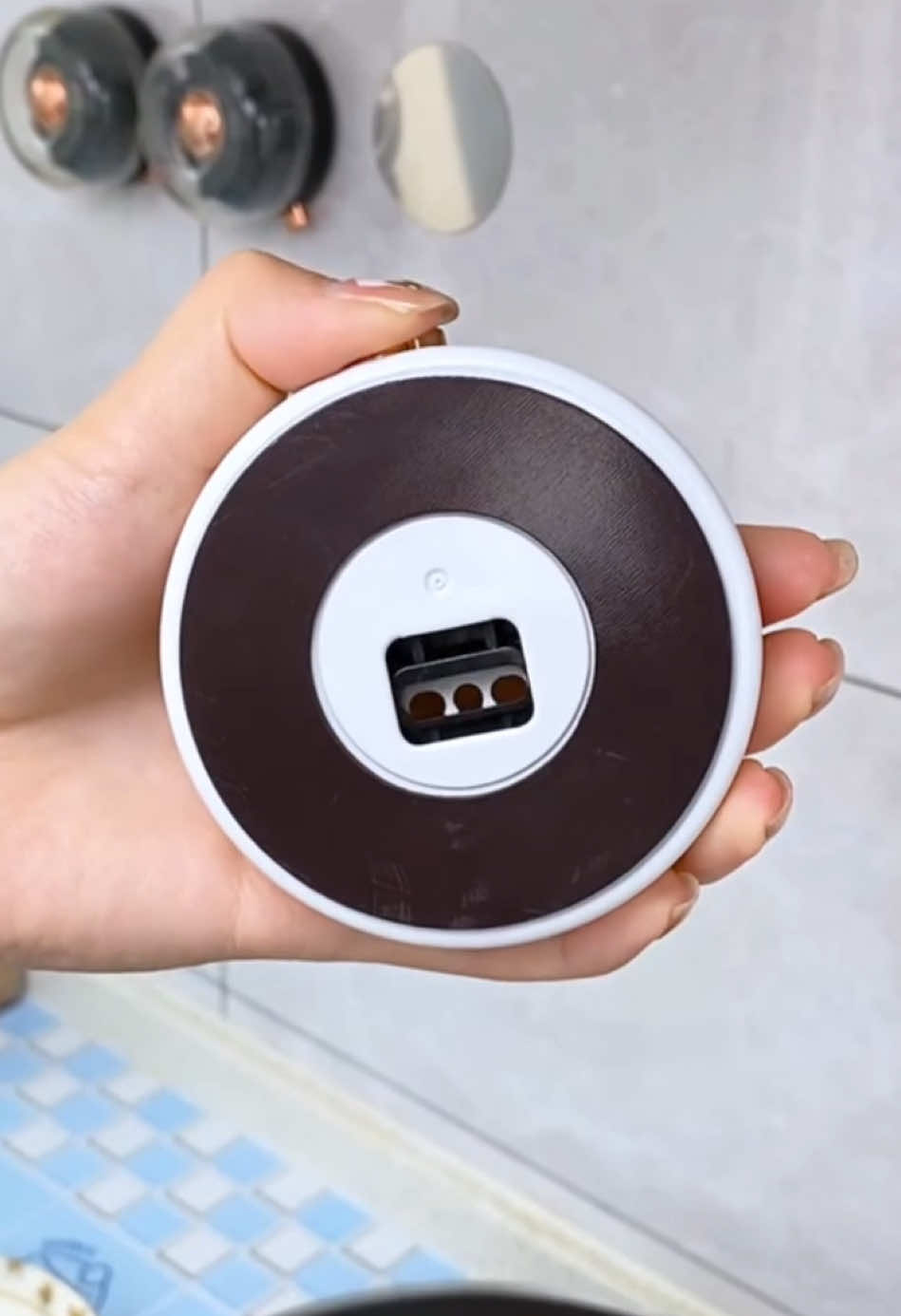 Convenient to use seasoning😏#gadgets #coolgadgets #coolstuff #amazonfinds #fyp 