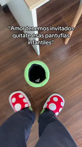 Ya son parte de mi 🥺 #MarioBros #Pantuflas #nintendo #mariokart #supermario Pantuflas de Mario bros inspiradas en la planta carnívora de este mítico juego de Nintendo 
