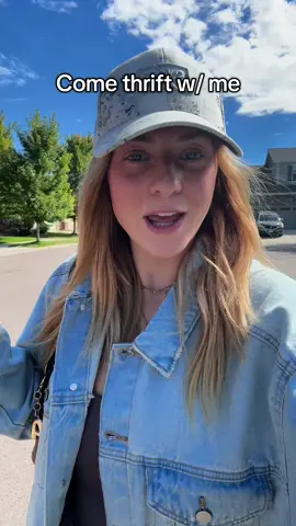 I in fact just went shopping😂 #longmont #colorado #goodwill #thrift #girls 