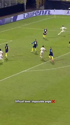 Imaz scored from here?! 😳🤯 #UECL #Jagiellonia 