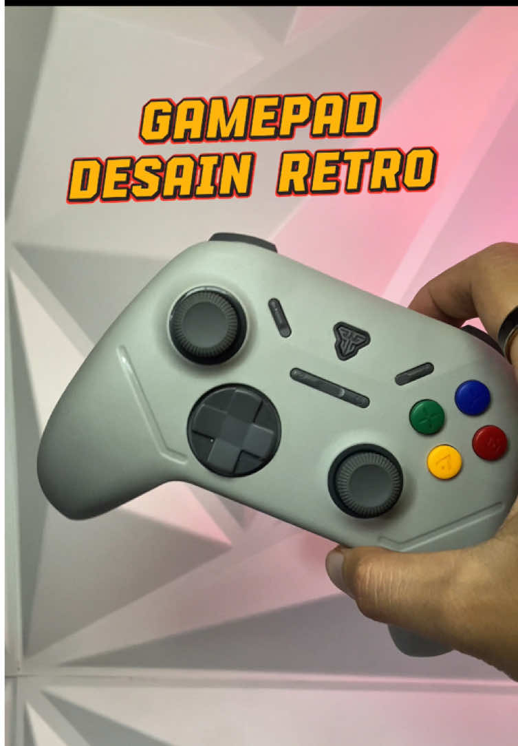 🎮 Retro look, modern power! Gamepad Fantech WGP13s Grey Retro ini bikin nostalgia tapi tetap nyaman banget dipakai main game sekarang 🔥 __ ✅ Desain retro yang unik ✅ Wireless & responsif ✅ Cocok buat PC, laptop, sampai smartphone Main makin seru dengan vibe klasik + teknologi modern! 🚀 . #FantechWGP13s #GamepadRetro #FantechGaming #RetroStyle #GamingSetup 