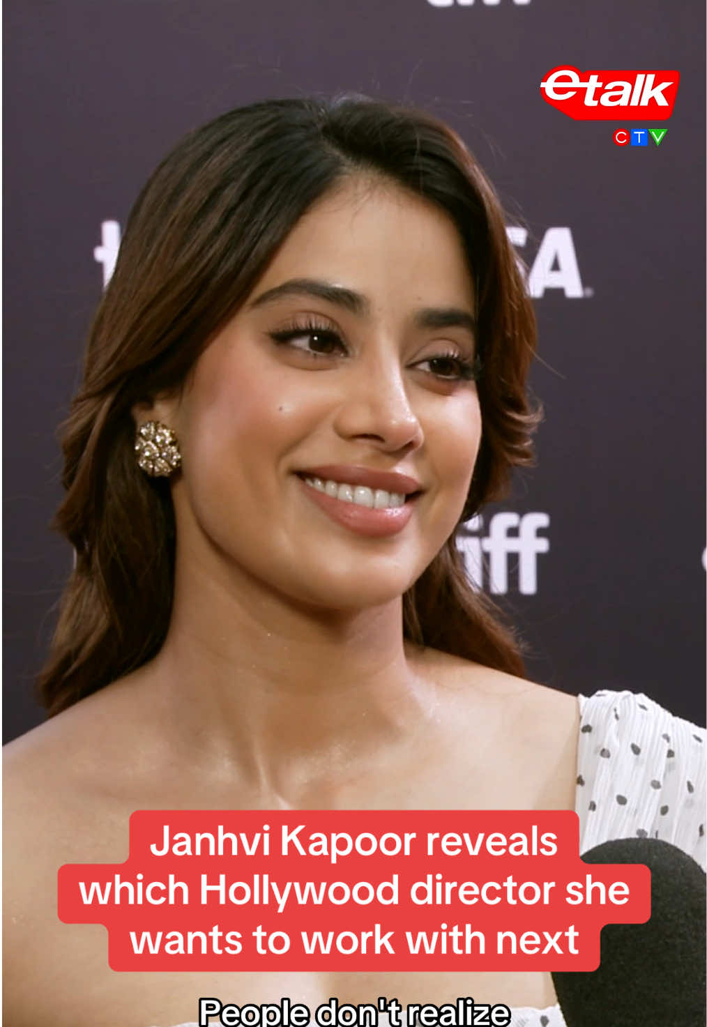 When is this collaboration happening? 👏 Janhvi Kapoor revealed on the TIFF red carpet for her film ‘Homebound’ which Hollywood director she wants to work with next. 👀 #JanhviKapoor #Homebound #TIFF50 #Interview #RedCarpet 