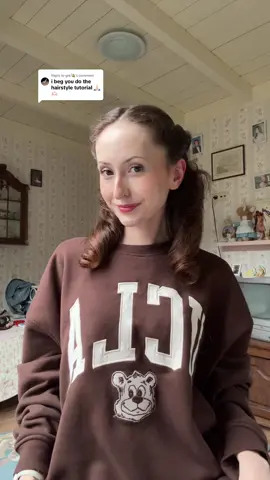Replying to @gre🪐 quick little tutorial on how i did it, my hair is quite messy rn cause i walked through the rain 😔✌🏻 #theconjuringlastrites #lorrainewarren #theconjuring #lorrainewarrenedit #hairtututorial 