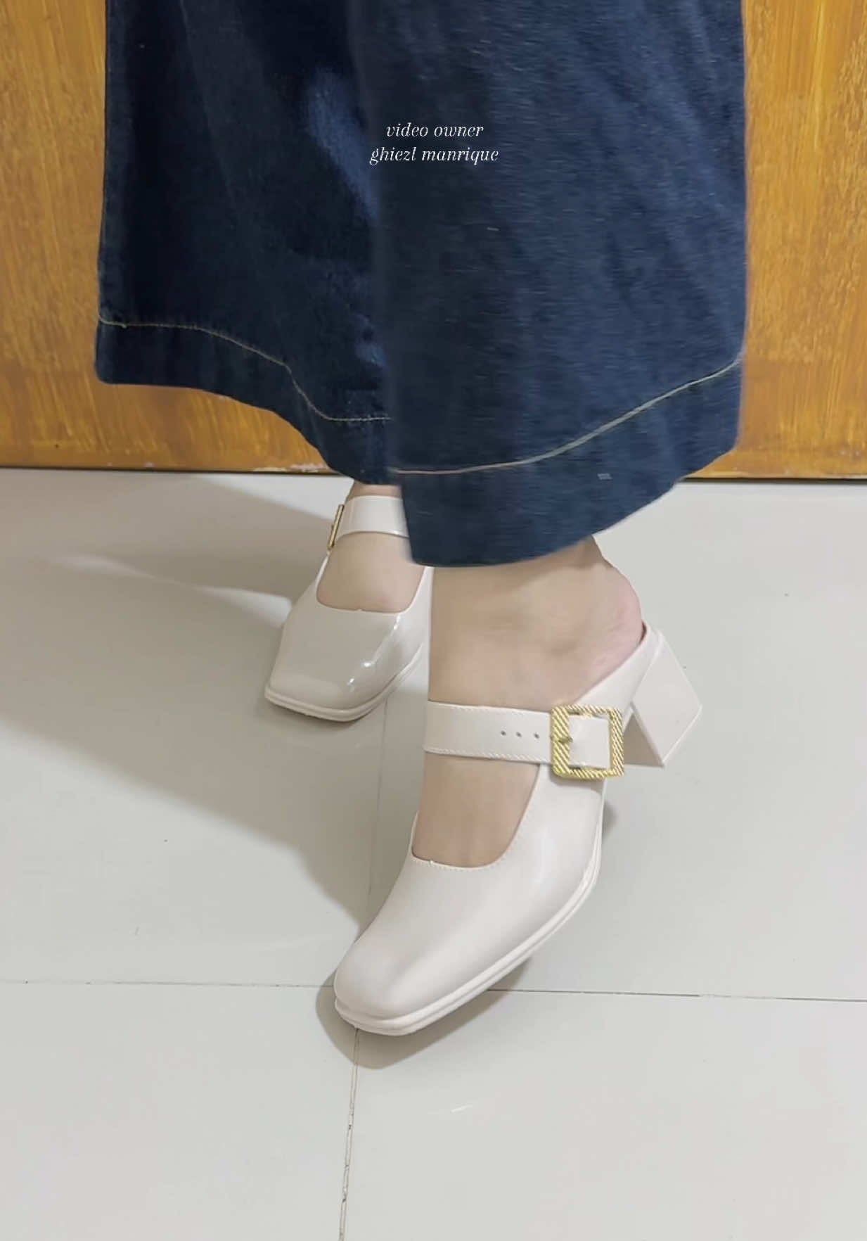 Add 1 size kapag malapad ang paa add 2 size #heels #rubberheels 