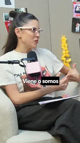 Nadie nos dijo por qué ir a terapia podía ser tan transformador, pero con el tiempo lo hemos descubierto nosotras mismas: la terapia nos ha cambiado la vida. ✨ En este episodio invitamos a Daniela Sichel, psicóloga y co-fundadora de Opción Yo, para hablar de ansiedad, creencias limitantes y todo lo que cambia cuando decides empezar un proceso terapéutico. Este episodio es para ti si has pensado en ir a terapia pero no sabes por dónde empezar. Lo encuentras como Episodio 592 en todas las plataformas de audio o con video en YouTube.