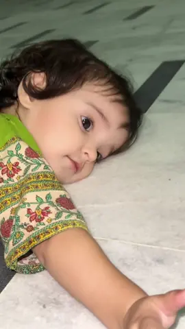 She is thinking how I become famous ?….🌾🤭shocked in last 🤯#growmyaccount #waleedshah #foryou #fyp #PureHappiness 