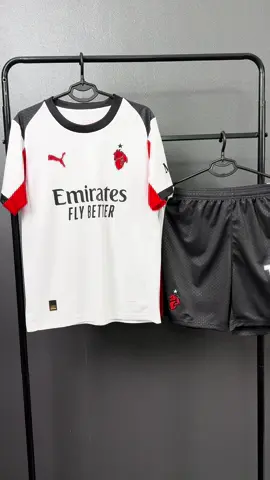 Đỉnh Của Chóp ... Acmilan sân khách #acmilan #italia #xuhuongtiktok #xuhuong #milan 