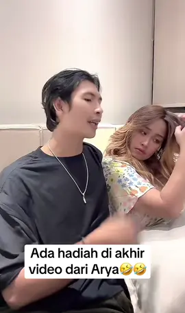 Ada aja emang pasangan suami istri ini, arya mau ngumpetin perabotan masak pinkan biar ga dagang donat lg😂 #fyppppppppppppppppppppppp #pinkanmambo #aryakhanjoget #viral 